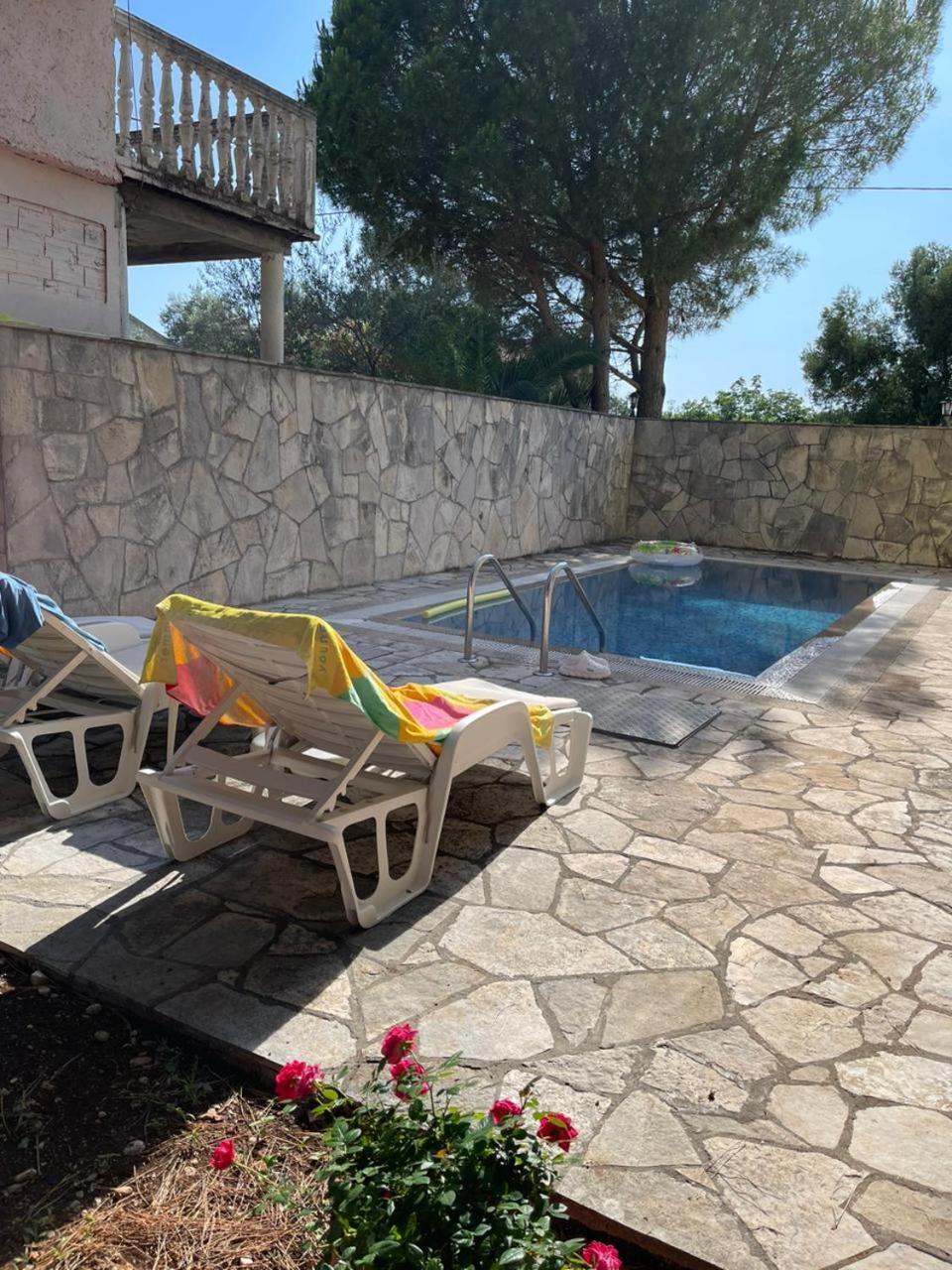 טיווט Apartments Villa-G Lustica מראה חיצוני תמונה