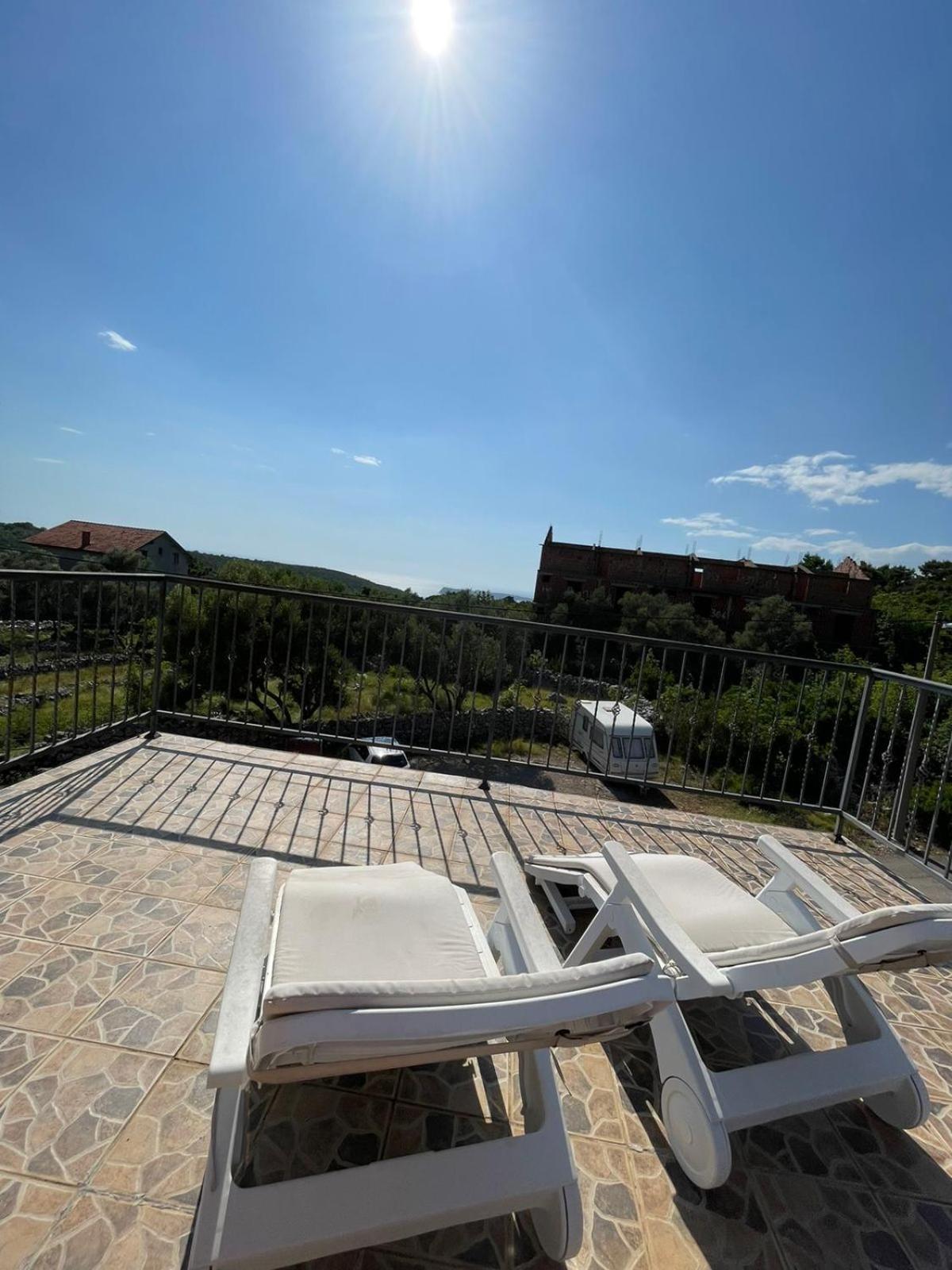 טיווט Apartments Villa-G Lustica מראה חיצוני תמונה